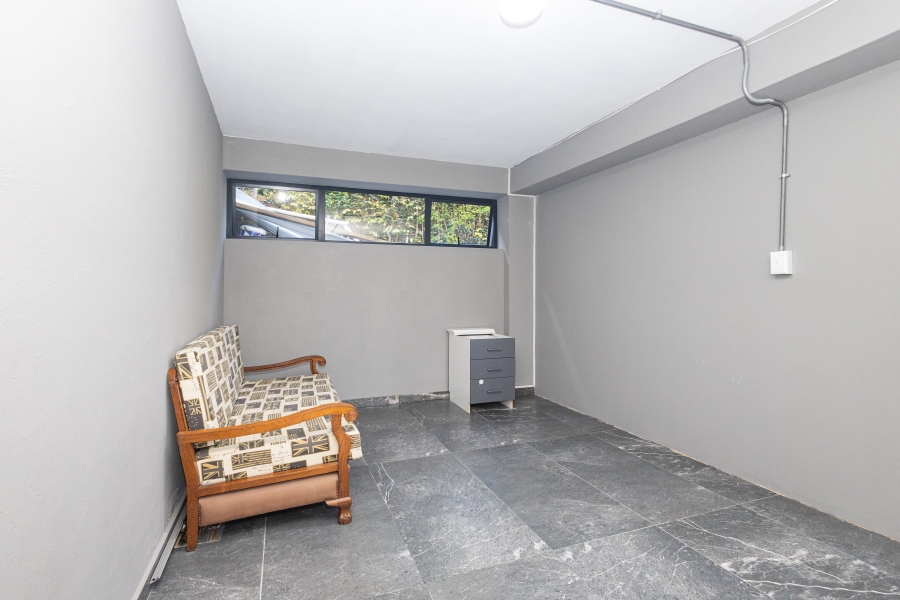 4 Bedroom Property for Sale in Loevenstein Western Cape
